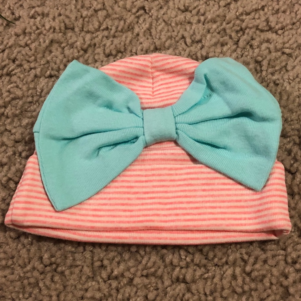 4 hats